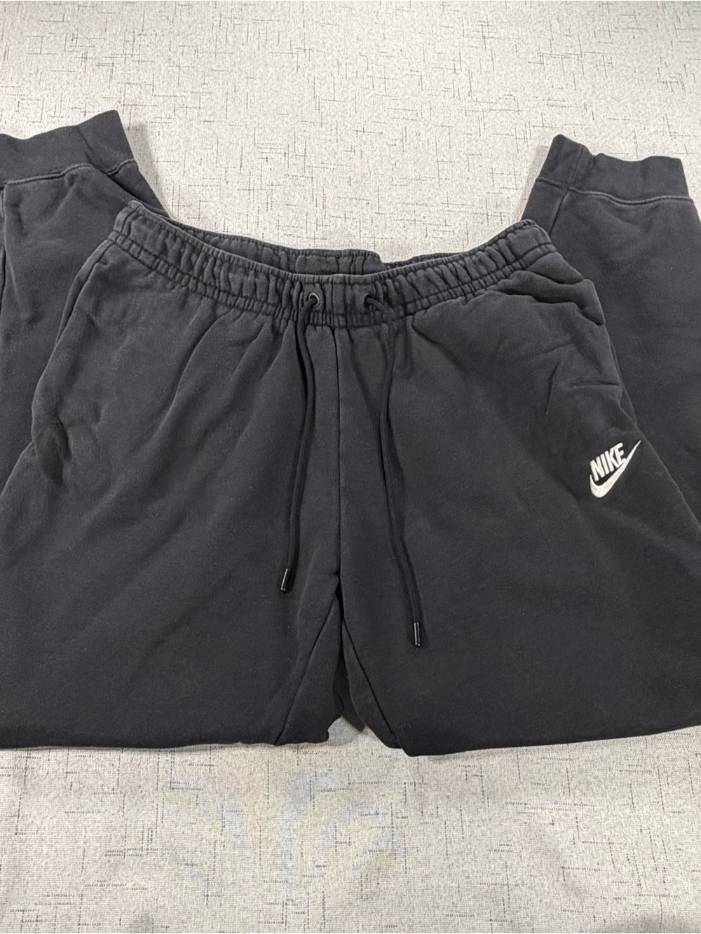 Nike Men’s Black Fleece Jogger Pants